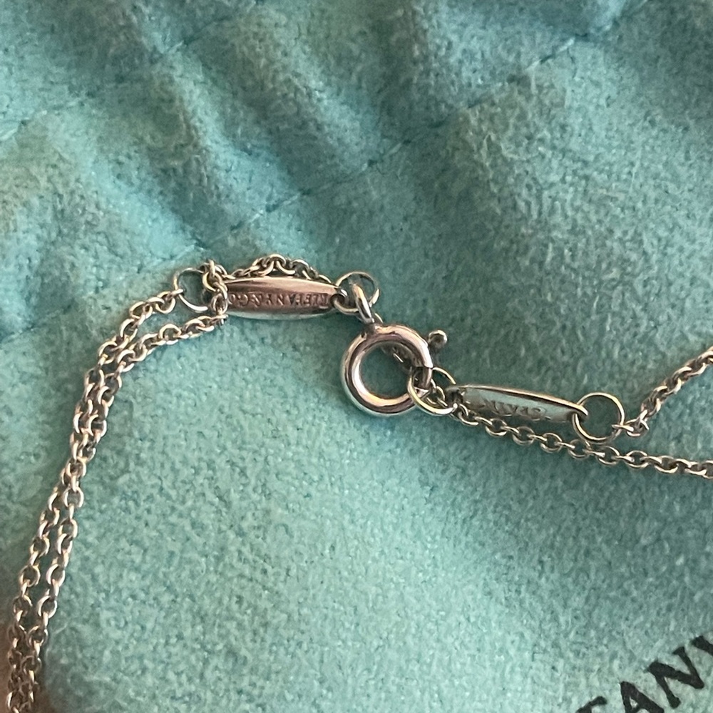 Tiffany & Co. Elsa Peretti Bean Necklace - Picture 4 of 4